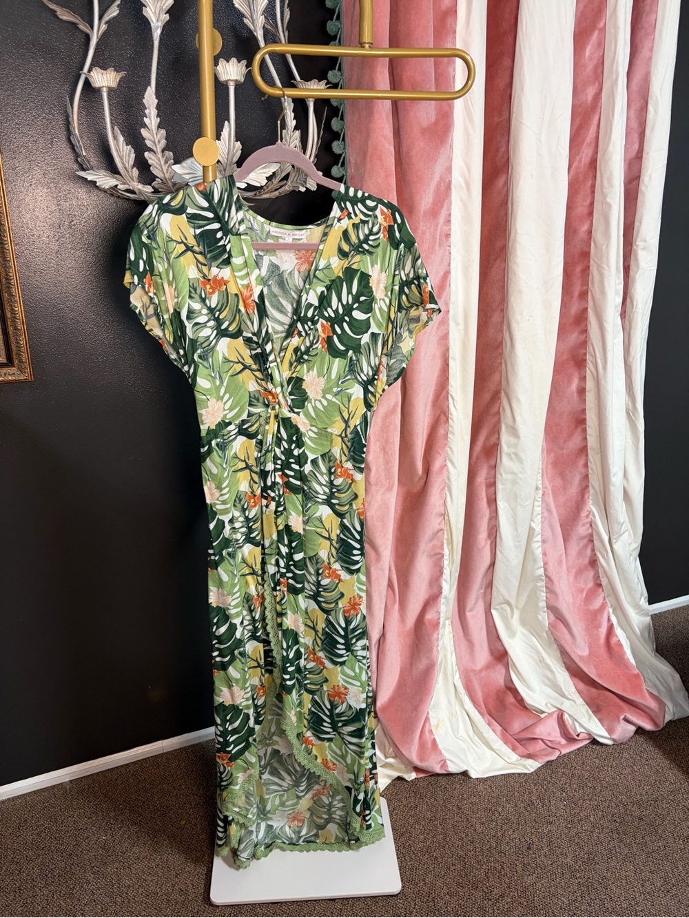 Tropical Leaf Green Maxi Dress - Floral V-Neck